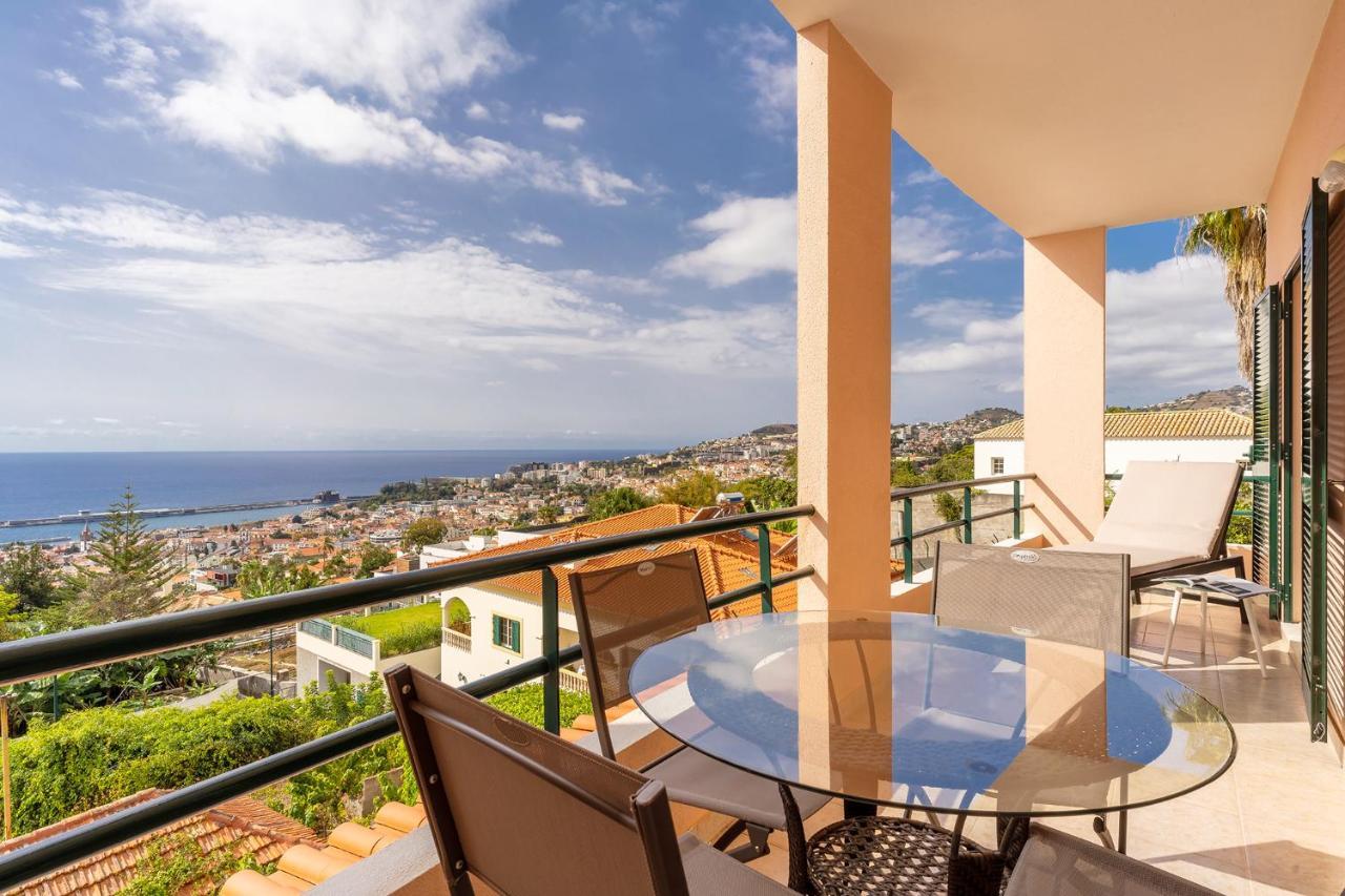 Stylish Apartment With Balcony And Amazing Views Over Funchal And The Sea Exteriör bild