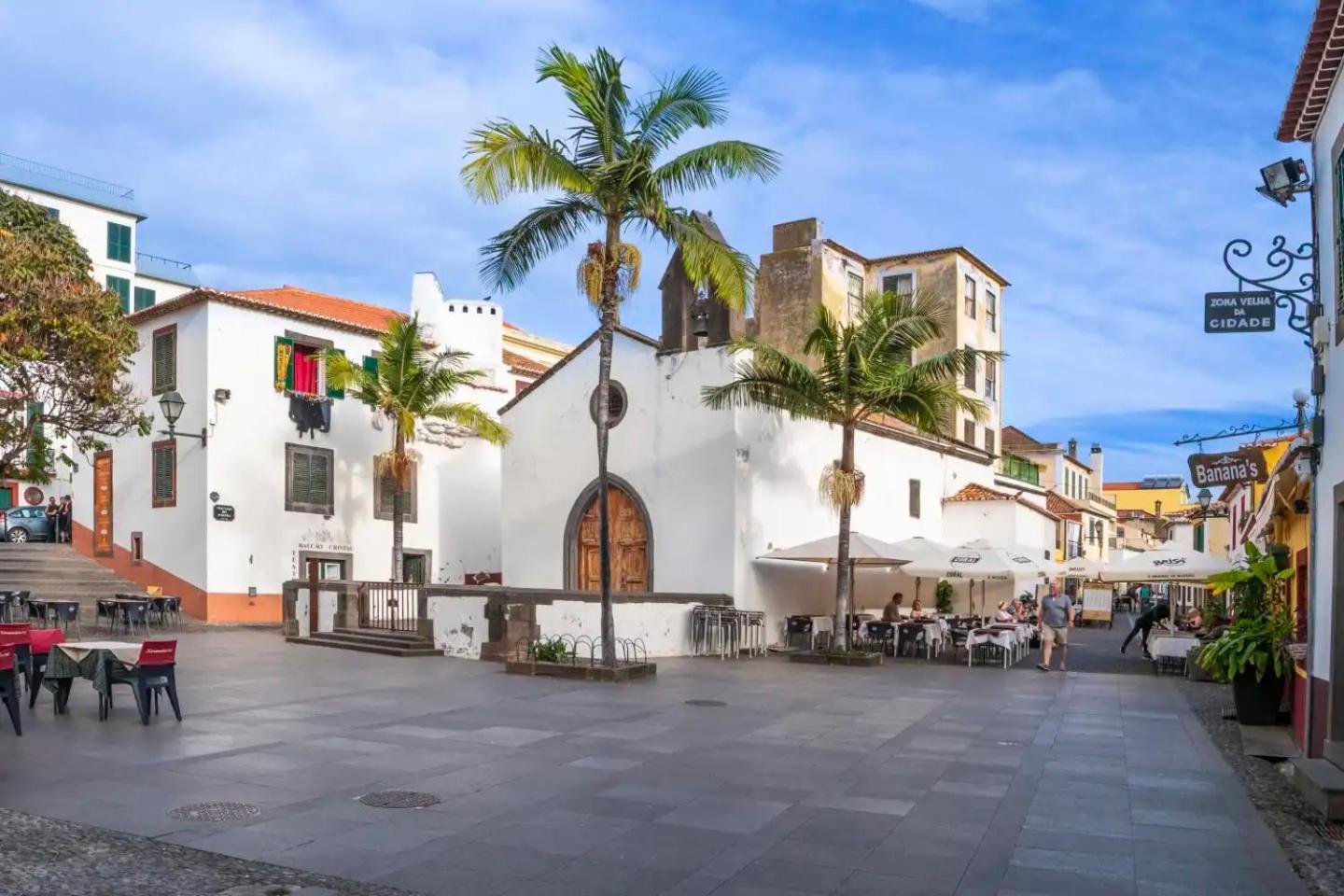Stylish Apartment With Balcony And Amazing Views Over Funchal And The Sea Exteriör bild